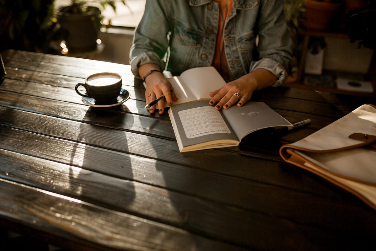 Giving Up Your 9-5 Job Can Be Sustainable