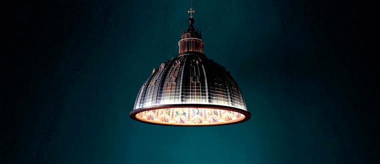And light it was – A beautiful lamp in tribute to the Saint Peter’s Basilica