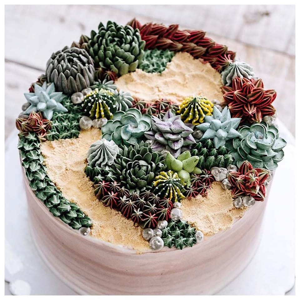 Flower Cakes – The beautiful culinary terrariums of Iven Kawi
