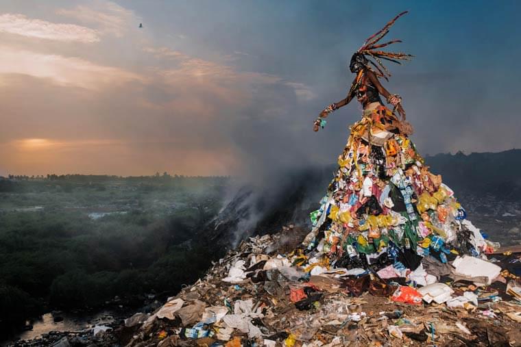 The Prophecy – A photographer depicts the most polluted areas of Senegal